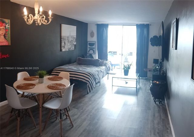 1600 Tallwood Ave 308, Hollywood, FL 33021