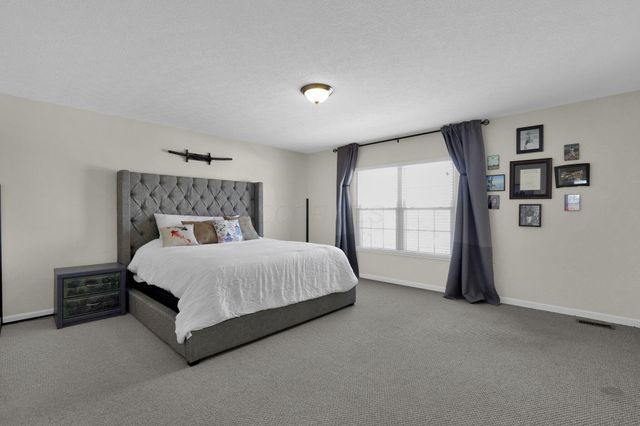 1139 Desert Willow Drive, Blacklick, OH 43004