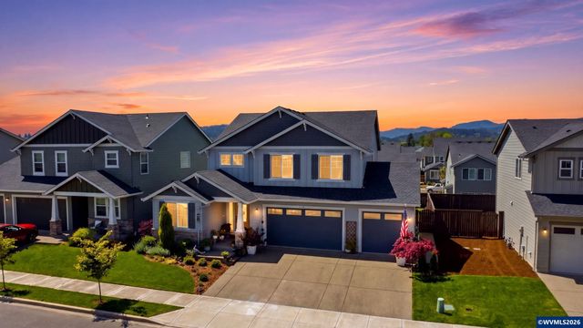 2847 NW William Dr, Mcminnville, OR 97128