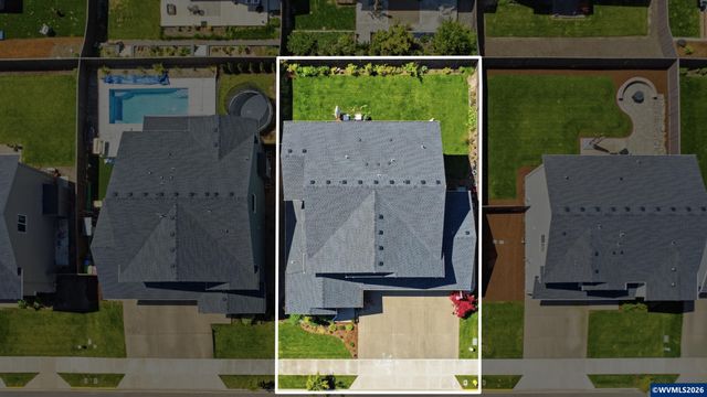 2847 NW William Dr, Mcminnville, OR 97128