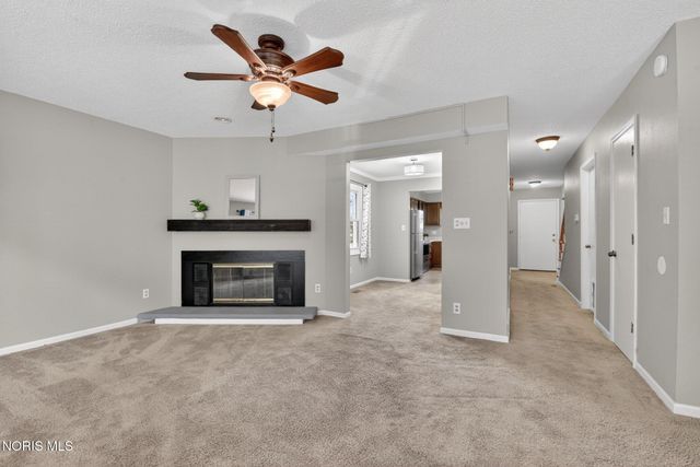 2630 7th Street, Apt B, Maumee, OH 43537