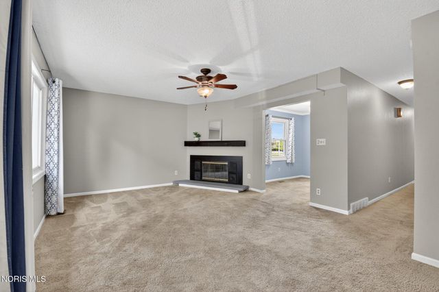2630 7th Street, Apt B, Maumee, OH 43537