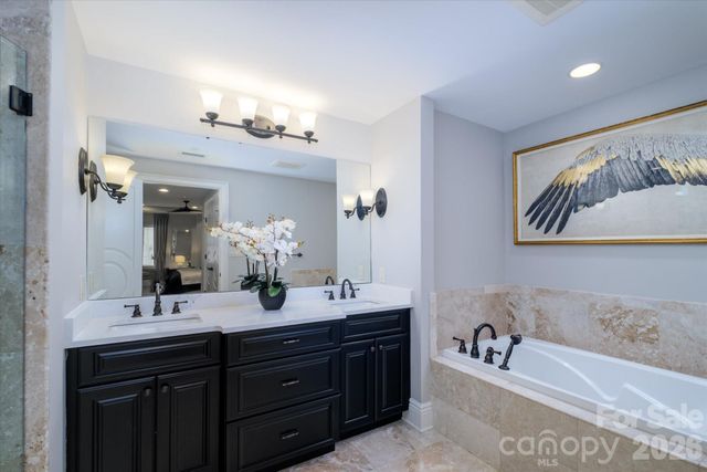 520 E Martin Luther King Jr Boulevard 1104, Charlotte, NC 28202