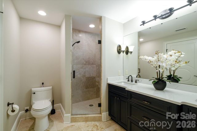 520 E Martin Luther King Jr Boulevard 1104, Charlotte, NC 28202