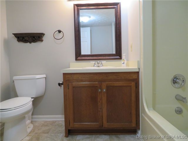 1710 New Albany-Chas Road 17 & 13G, Jeffersonville, IN 47130