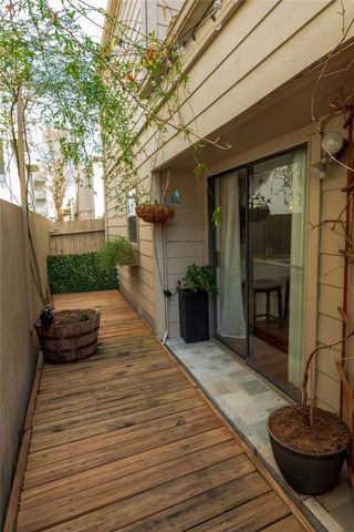 1829 Augusta Drive 1, Houston, TX 77057