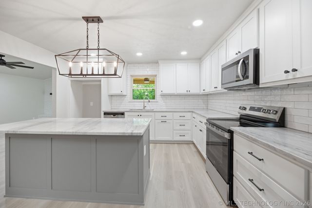 4439 Hillside Drive, Sapulpa, OK 74066