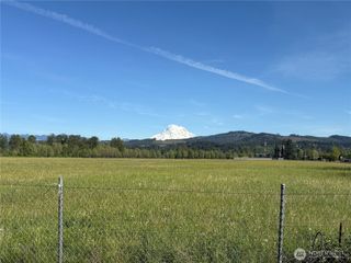 836 Harman Way S #8, Orting, WA 98360