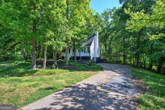 22 Nottingham Drive NW, Cartersville, GA 30121