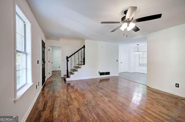 22 Nottingham Drive NW, Cartersville, GA 30121
