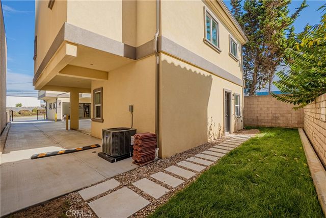 4102 Spencer St, Torrance, CA 90503