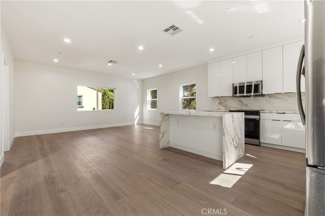 4102 Spencer St, Torrance, CA 90503