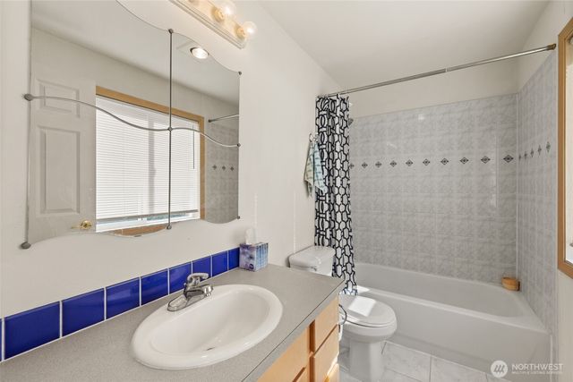 7972 39th Avenue S, Seattle, WA 98118