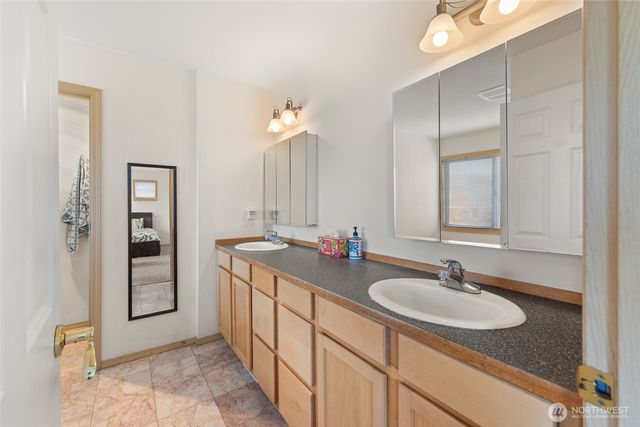 7972 39th Avenue S, Seattle, WA 98118