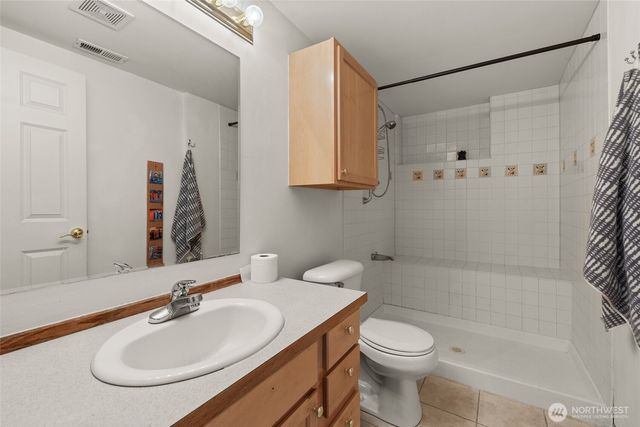 7972 39th Avenue S, Seattle, WA 98118
