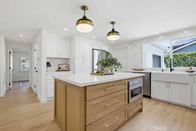 2782 Mendoza Drive, Costa Mesa, CA 92626
