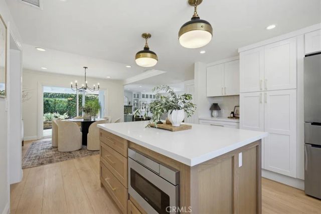 2782 Mendoza Drive, Costa Mesa, CA 92626