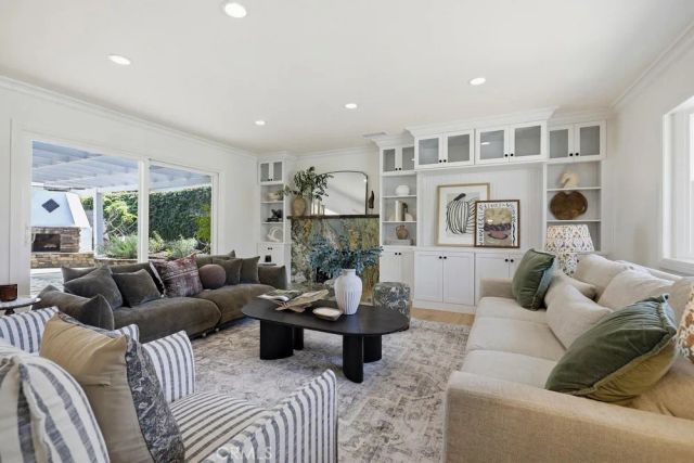 2782 Mendoza Drive, Costa Mesa, CA 92626