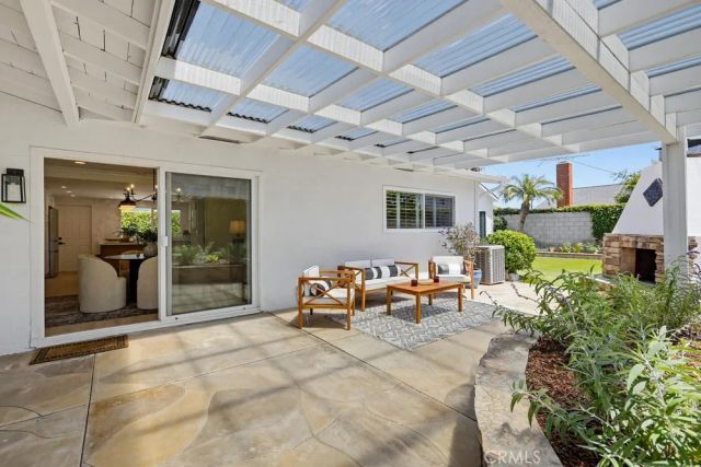 2782 Mendoza Drive, Costa Mesa, CA 92626