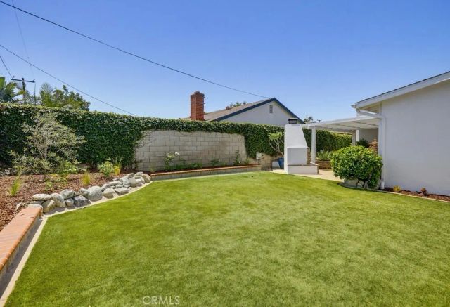 2782 Mendoza Drive, Costa Mesa, CA 92626