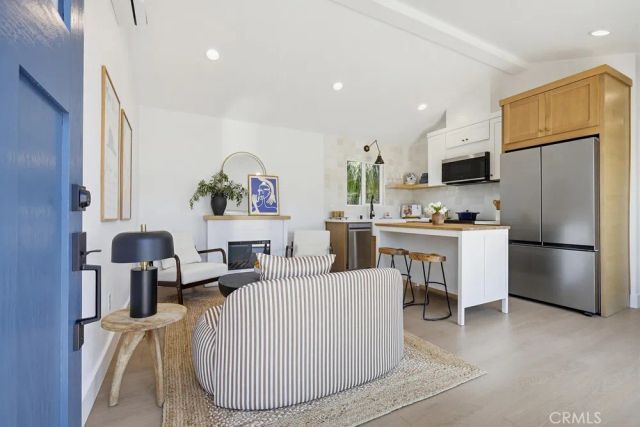 2782 Mendoza Drive, Costa Mesa, CA 92626
