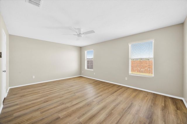 6023 Guilia Drive, Grand Prairie, TX 75052
