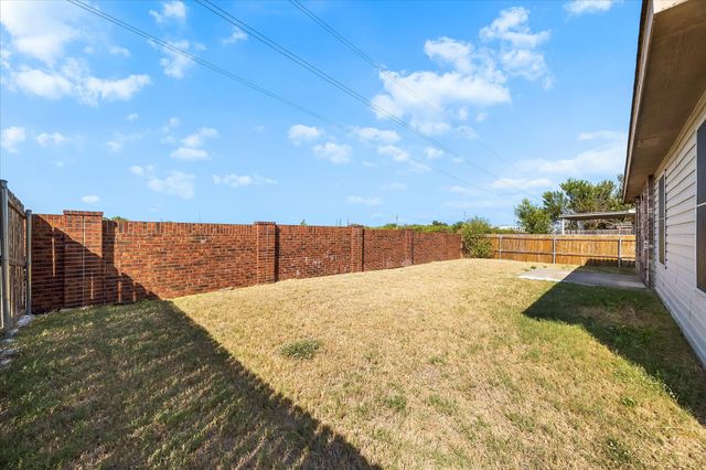 6023 Guilia Drive, Grand Prairie, TX 75052