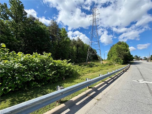 2320 E Green Drive, High Point, NC 27260