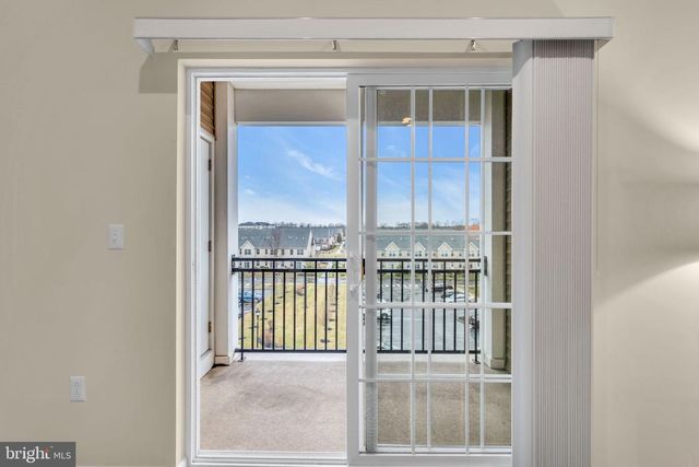 1044 HALIFAX PL, Hamilton, NJ 08619
