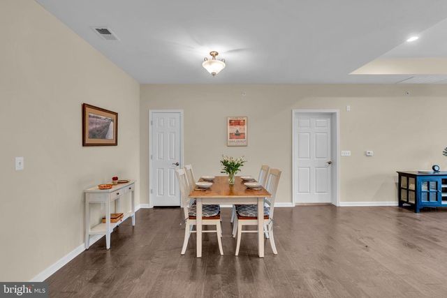 1044 HALIFAX PL, Hamilton, NJ 08619