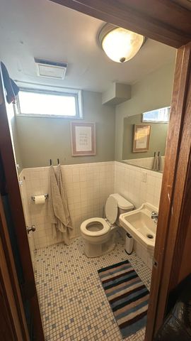 8327 13th Avenue S, Bloomington, MN 55425