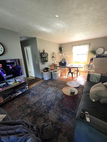 8327 13th Avenue S, Bloomington, MN 55425