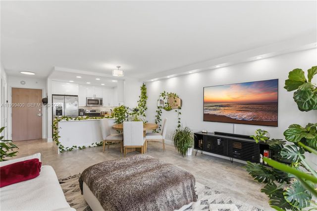 340 Sunset Dr 407, Fort Lauderdale, FL 33301