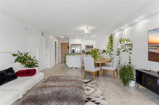 340 Sunset Dr 407, Fort Lauderdale, FL 33301