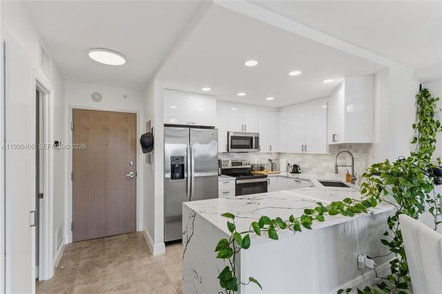 340 Sunset Dr 407, Fort Lauderdale, FL 33301