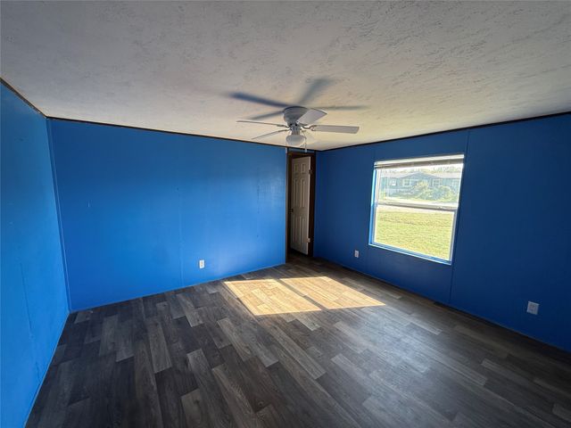 199 Heien Court, Boyd, TX 76023