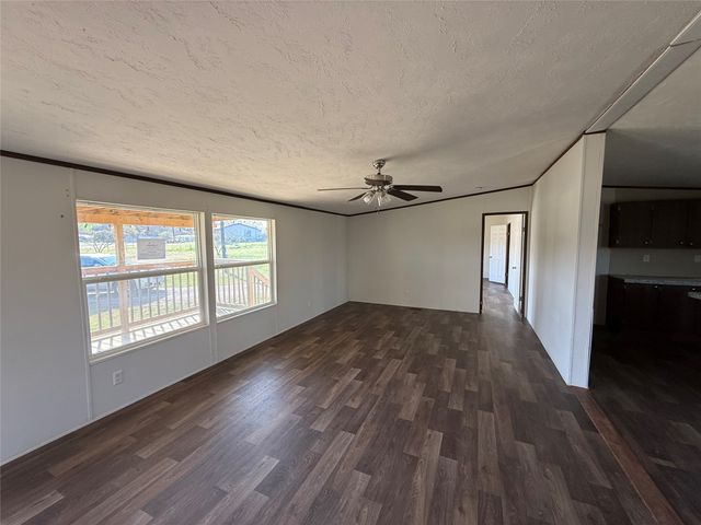 199 Heien Court, Boyd, TX 76023