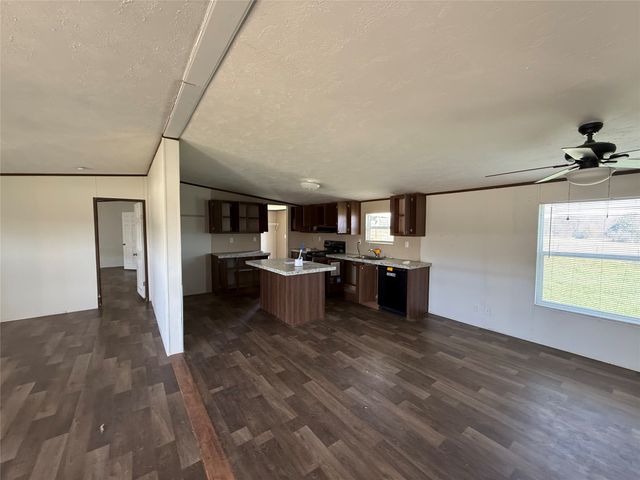 199 Heien Court, Boyd, TX 76023