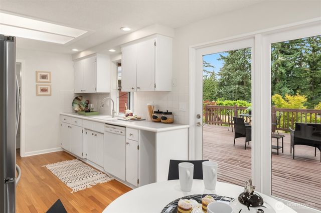 6045 129th Avenue SE, Bellevue, WA 98006