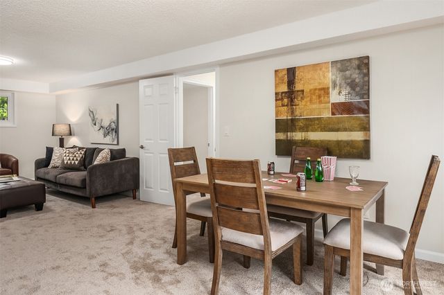 6045 129th Avenue SE, Bellevue, WA 98006