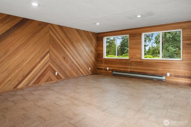6045 129th Avenue SE, Bellevue, WA 98006