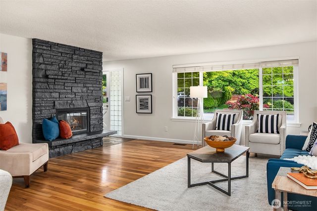 6045 129th Avenue SE, Bellevue, WA 98006