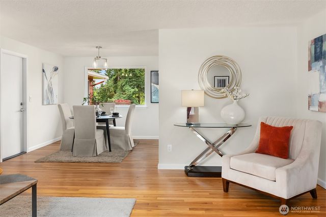 6045 129th Avenue SE, Bellevue, WA 98006