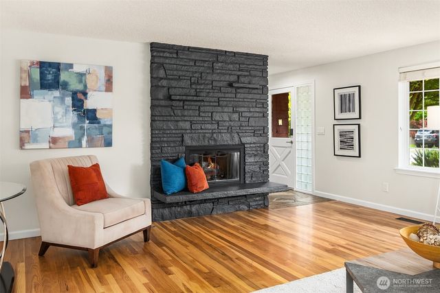 6045 129th Avenue SE, Bellevue, WA 98006
