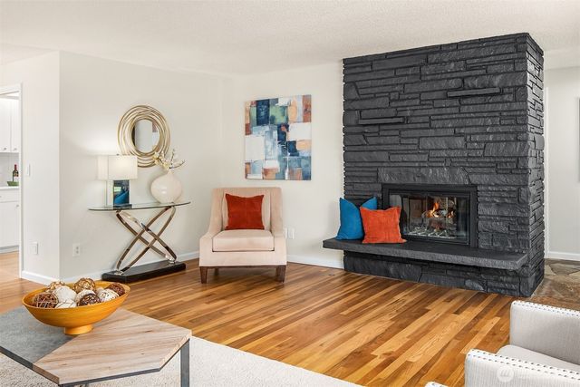 6045 129th Avenue SE, Bellevue, WA 98006