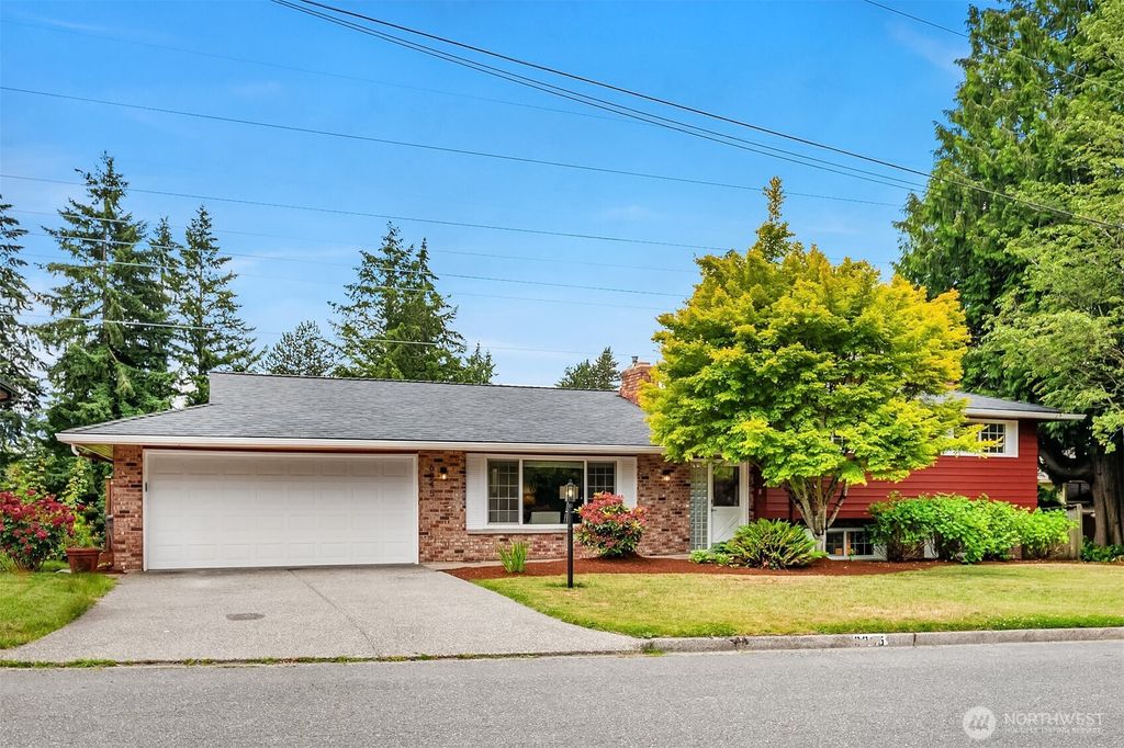 6045 129th Avenue SE, Bellevue, WA 98006