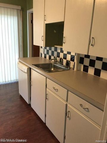 30753 Marshall Street, Southfield, MI 48076