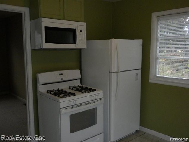 30753 Marshall Street, Southfield, MI 48076