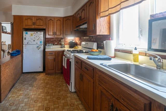 98 Harlow St, Arlington, MA 02474