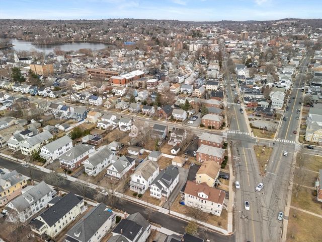 98 Harlow St, Arlington, MA 02474